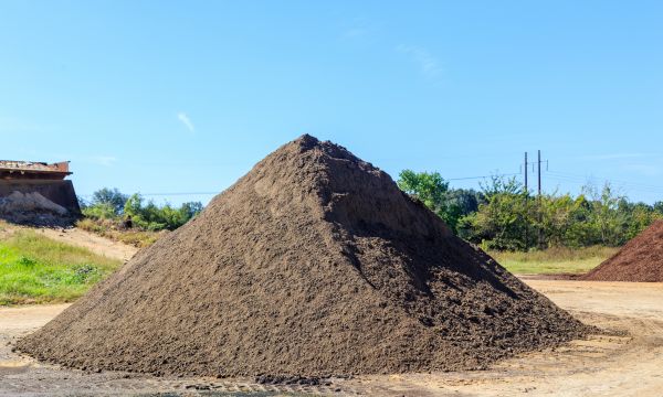 Bulk Topsoil Delivery in Bradenton