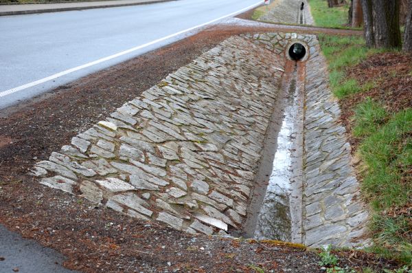 Ditch Landscaping in Bradenton
