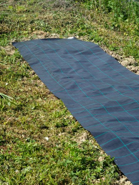 Weed Suppressant Installation in Bradenton