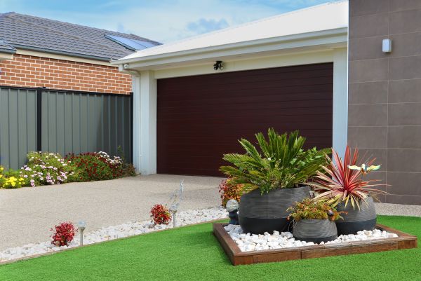 Front Yard Landscaping in Bradenton